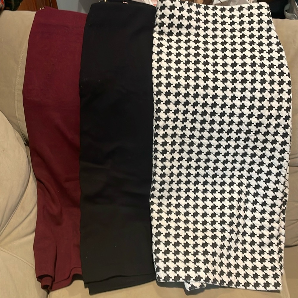 LOT of 3 Philosophy Pencil Skirts Size 10 (Maroon, Black, Houndstooth)
